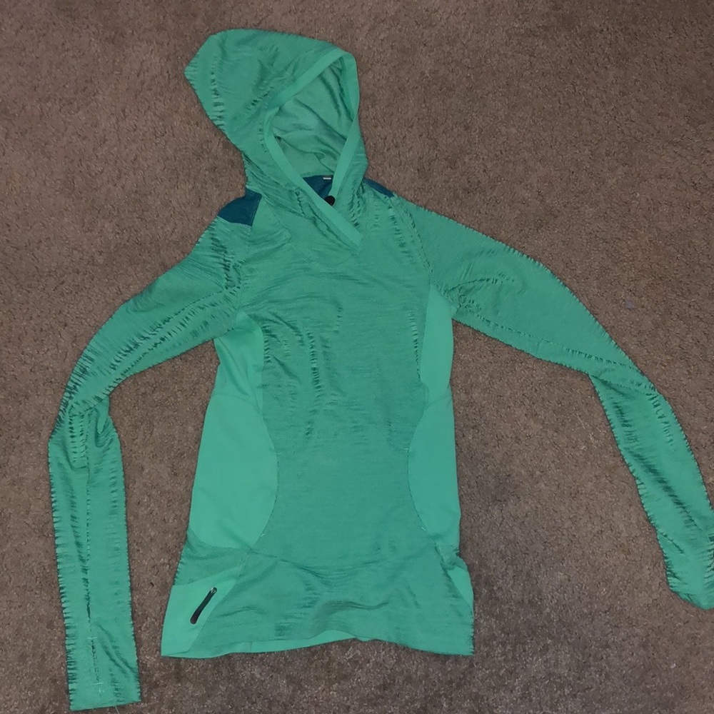 Active wear top